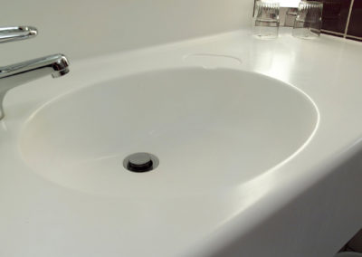 lavabo bagno corian arrotondato